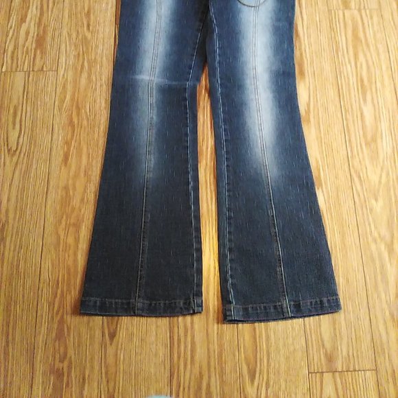 Jeans neufs - Picture 2 of 3
